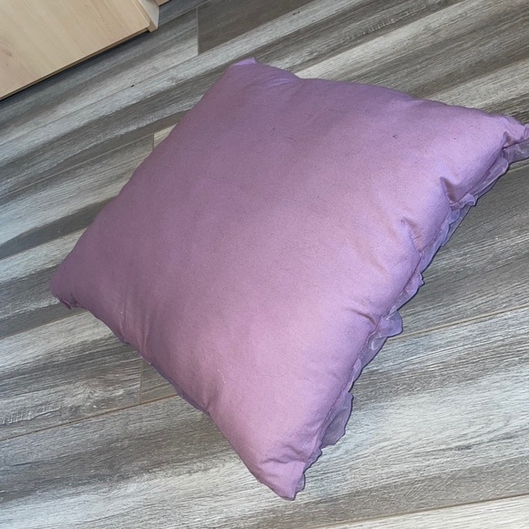 PURPLE ORGANZA THROW PILLOW - Picture 2 of 3